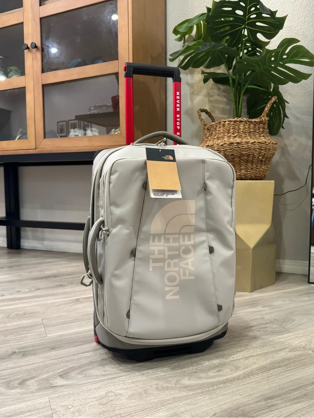 The North Face Rolling Thunder 22” Luggage Suitcase